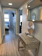 Cozy and Spacious 2B Condo w Private Balcony and Fireplace