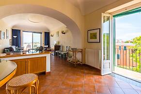 Blu Infinity Terrace on Ischia Center