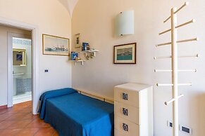 Blu Infinity Terrace on Ischia Center