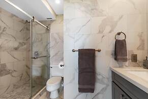 Modern & Elegant Oceanfront Vistas