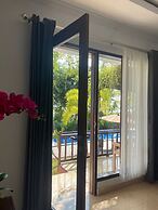 Tinggian Hill Retreat