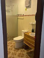 Tinggian Hill Retreat