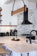 The Moorings Lakehouse