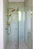 The Moorings Lakehouse