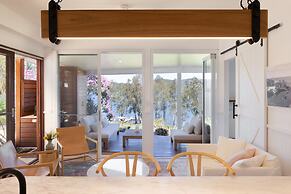 The Moorings Lakehouse