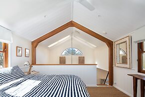 The Moorings Lakehouse