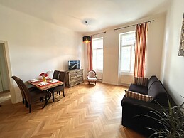 Amazing Apartment Zborovska