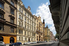 Amazing Apartment Zborovska