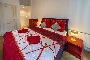 Amazing Apartment Zborovska