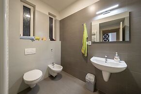 Amazing Apartment Zborovska