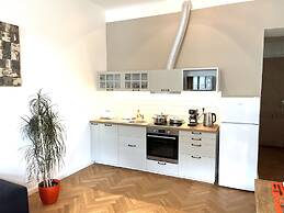 Amazing Apartment Zborovska