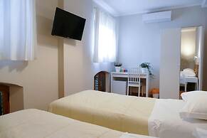 Gialel Pisa Guest House