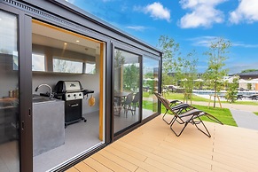 AWAUMI Fujikawaguchiko Resort