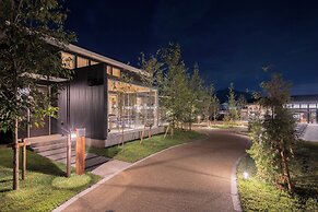 AWAUMI Fujikawaguchiko Resort