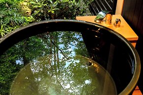 AWAUMI Fujikawaguchiko Resort