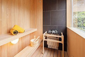 AWAUMI Fujikawaguchiko Resort