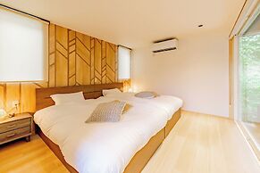 AWAUMI Fujikawaguchiko Resort