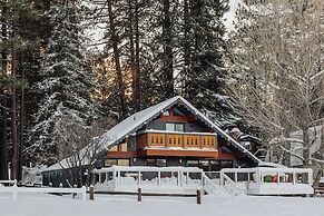 Little Pine Chalet