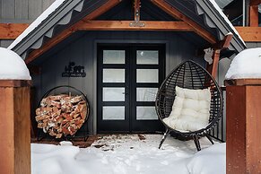 Little Pine Chalet