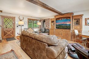 Mallard Landing Lakefront