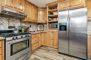 Mallard Landing Lakefront