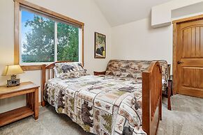 Mallard Landing Lakefront