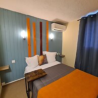 Hôtel L'Etoile - Airport - A61