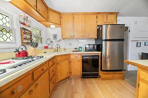 The Cottage at Sawmill Cove Lakefront