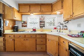 The Cottage at Sawmill Cove Lakefront