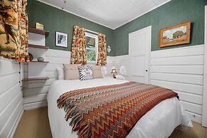 The Cottage at Sawmill Cove Lakefront