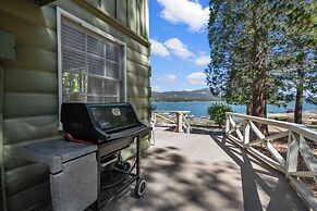 The Cottage at Sawmill Cove Lakefront