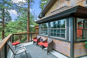 Modern Moonridge Manor