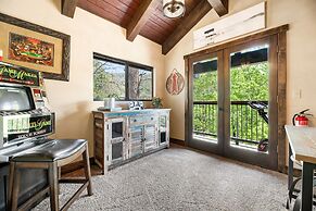 Modern Moonridge Manor