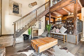 Modern Moonridge Manor