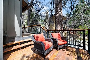 Modern Moonridge Manor