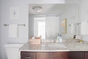 CozySuites TWO Stylish Apts Monument Cir