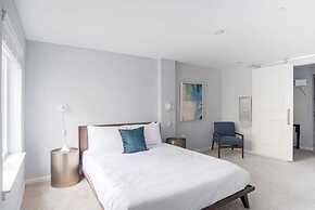 CozySuites TWO Stylish Apts Monument Cir