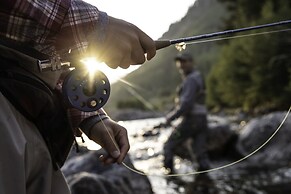 Contemporary 2 BR Condo in the Heart of Lionshead by RedAwning - Save 