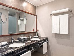 Mandarin Bay Resort & Spa