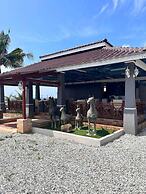 OYO 90818 Cemara Puri Resort & Spa