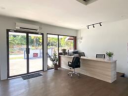 OYO 90818 Cemara Puri Resort & Spa