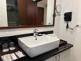 Clover Greens Golf Course and Resort