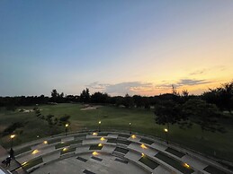 Clover Greens Golf Course and Resort