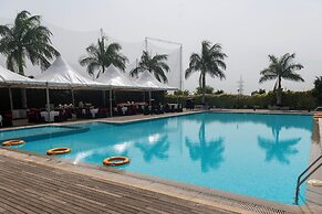 Clover Greens Golf Course and Resort