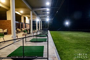 Clover Greens Golf Course and Resort