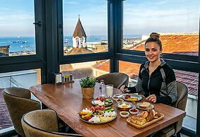 Golden Bazaar Hotel