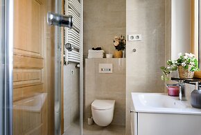 Lumina stylish and new apart in Warsaw