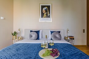 Lumina stylish and new apart in Warsaw