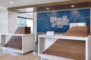 Holiday Inn Express and Suites Alton St Louis Area by IHG