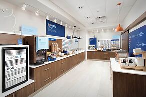 Holiday Inn Express and Suites Alton St Louis Area by IHG